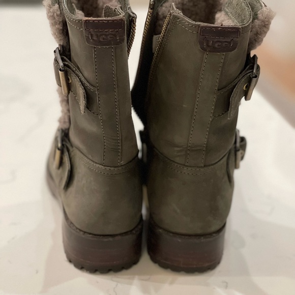 UGG boots. Beautiful Forrest green color. Hardly worn. Size 8.5 - Picture 4 of 7